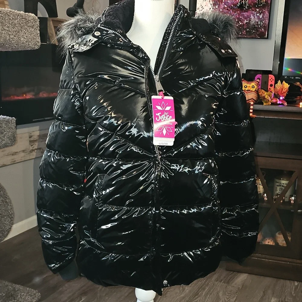 JUSTICE Girls Nwts winter jacket. Sz large 12/14. Black & fur hood!! BLACK!!